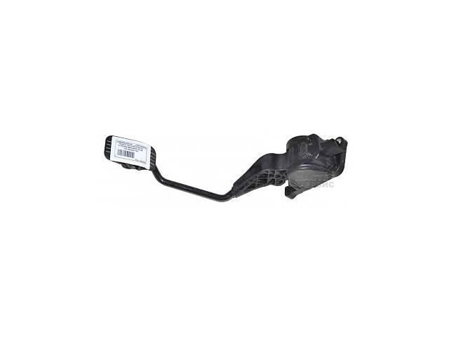 PEDAL ACELERADOR